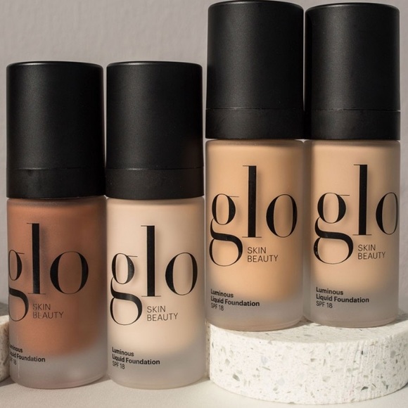 NWT Glo skin beauty luminous LUX foundation shade CAFE - Picture 2 of 9